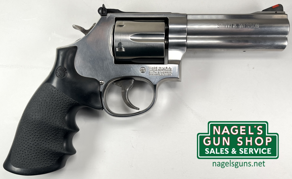 Smith & Wesson 686 357 Magnum Revolver