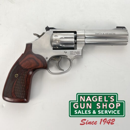 Smith & Wesson Model 617 22LR Revolver