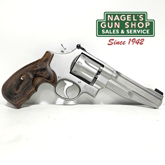 Smith & Wesson 627 357 Magnum Revolver